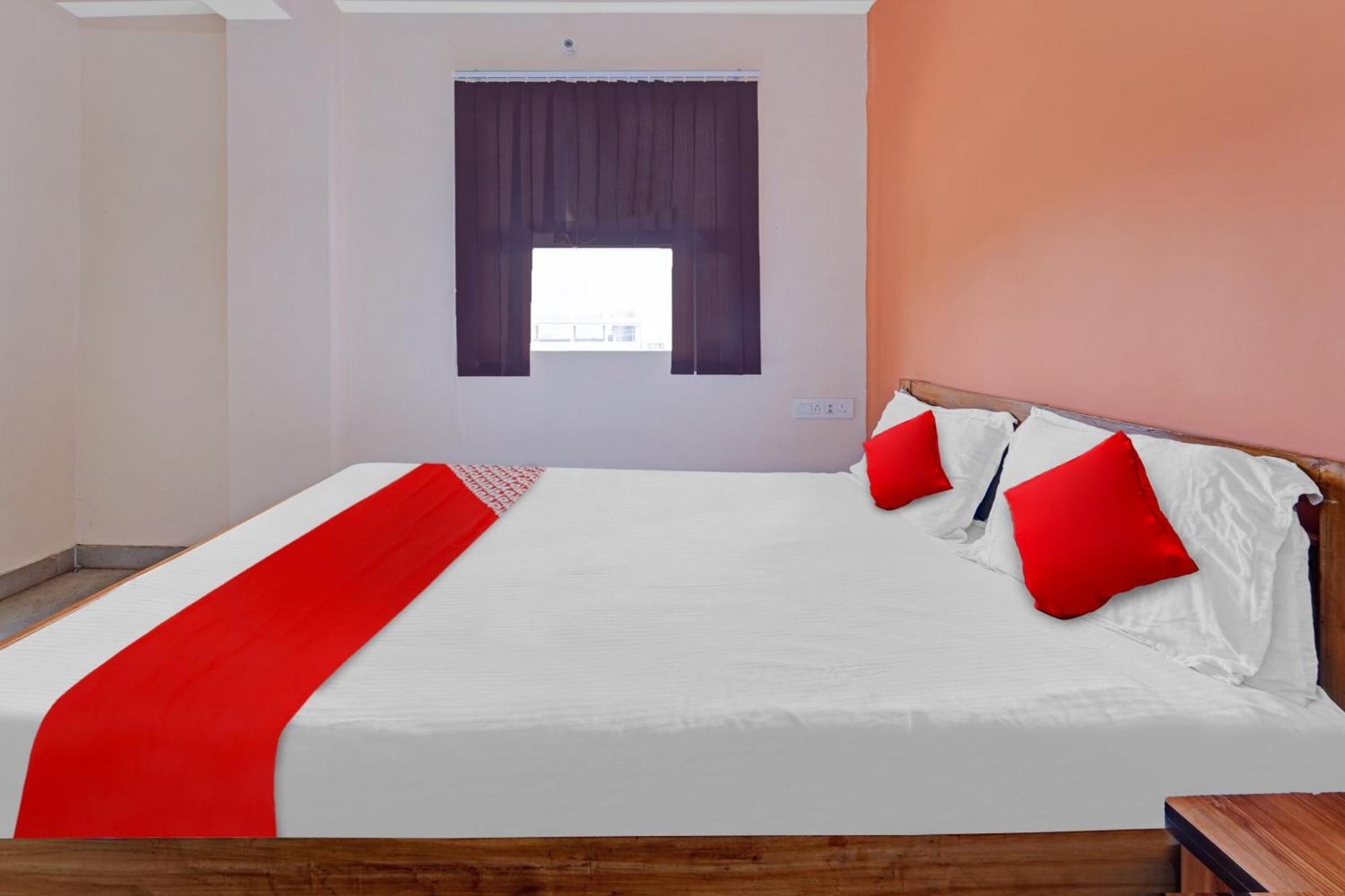 Hotel O Grand Paradise Inn & Banquet Hall Patna  Exterior foto